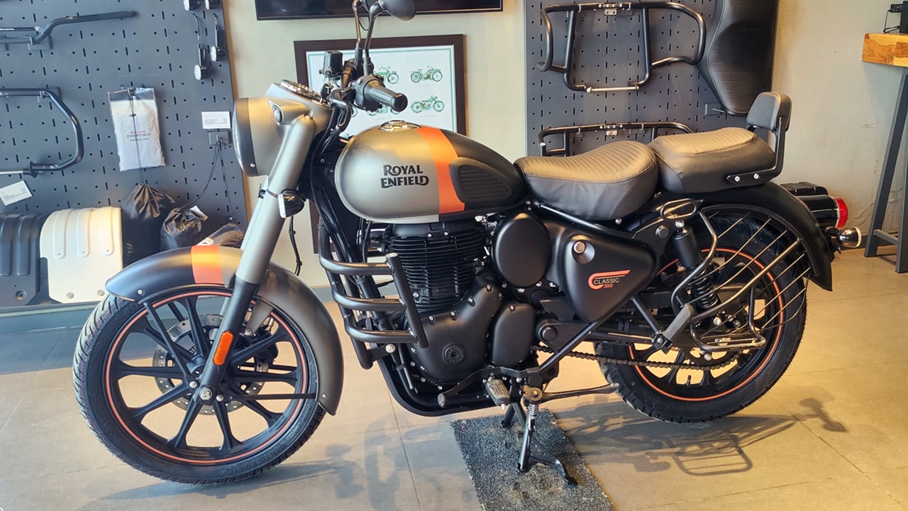 Royal Enfield Classic 350 Gun Grey - 2025