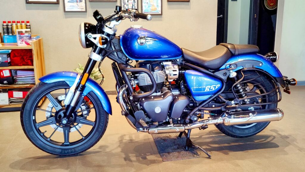 uper Meteor 650 Astral Blue